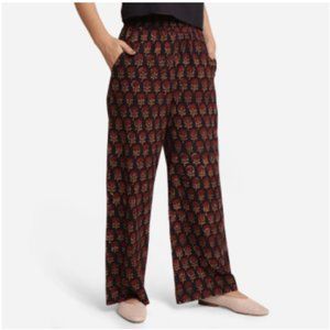 Black/Red Traditional High-Rise Pattern Pant NWT